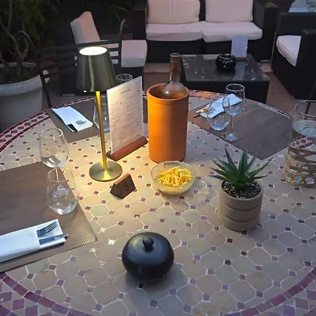 Logis Hotel Villa Victorine-2